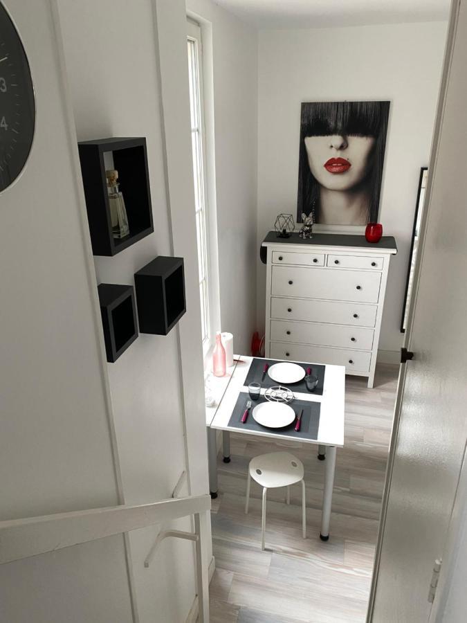 Studio Au Coeur De Granville Ngoại thất bức ảnh
